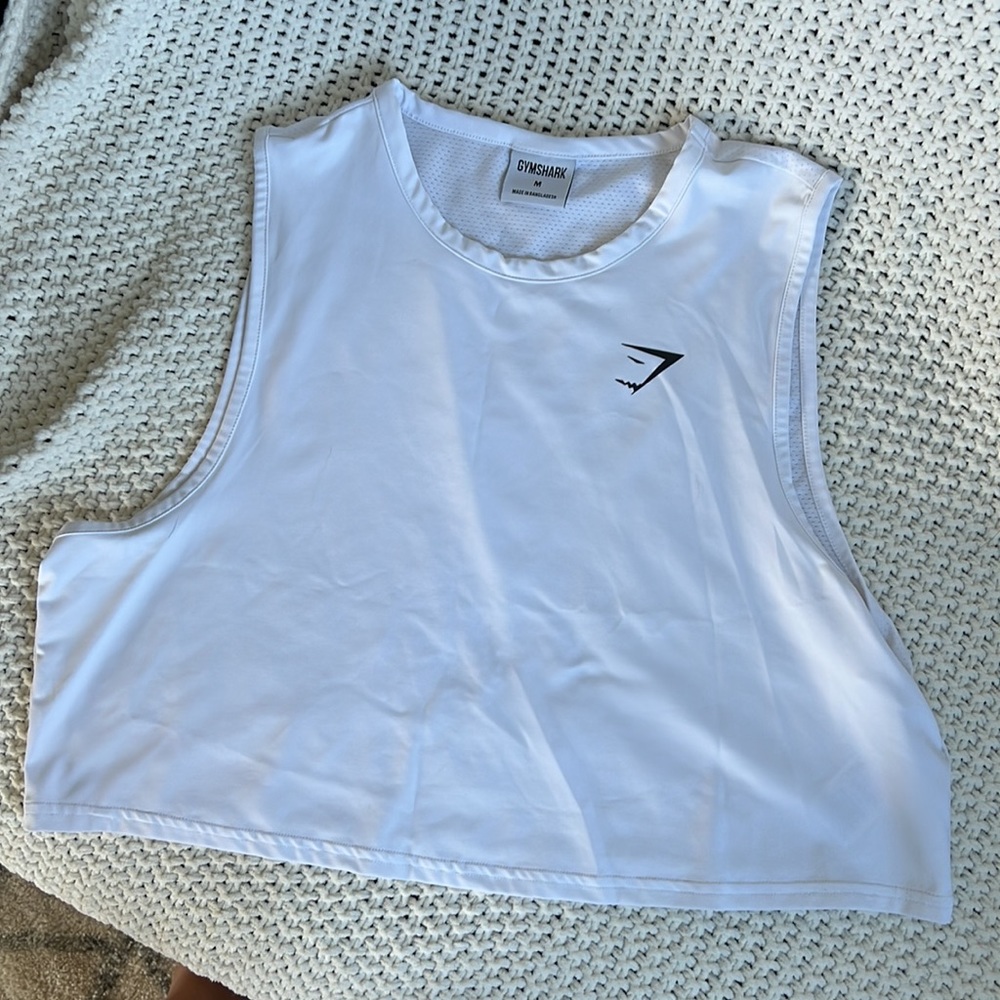 Gymshark Cropped Tank - Picture 3 of 4